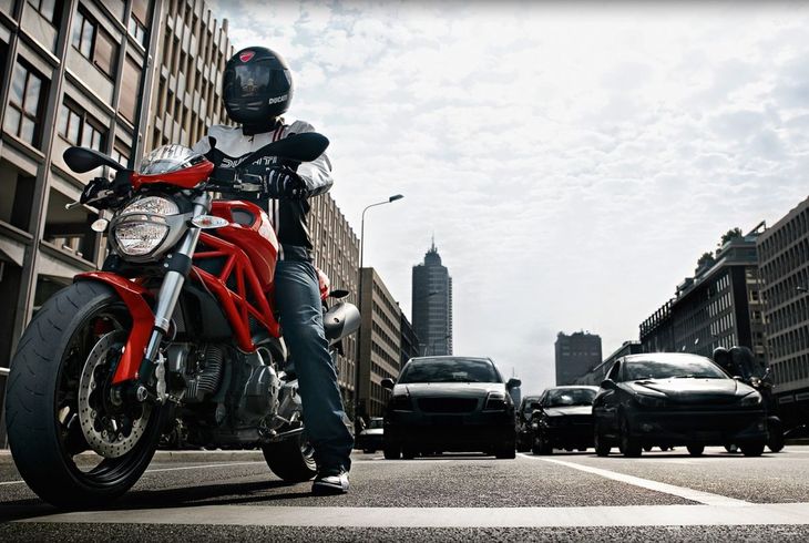 Ducati Monster 696 Anniversary